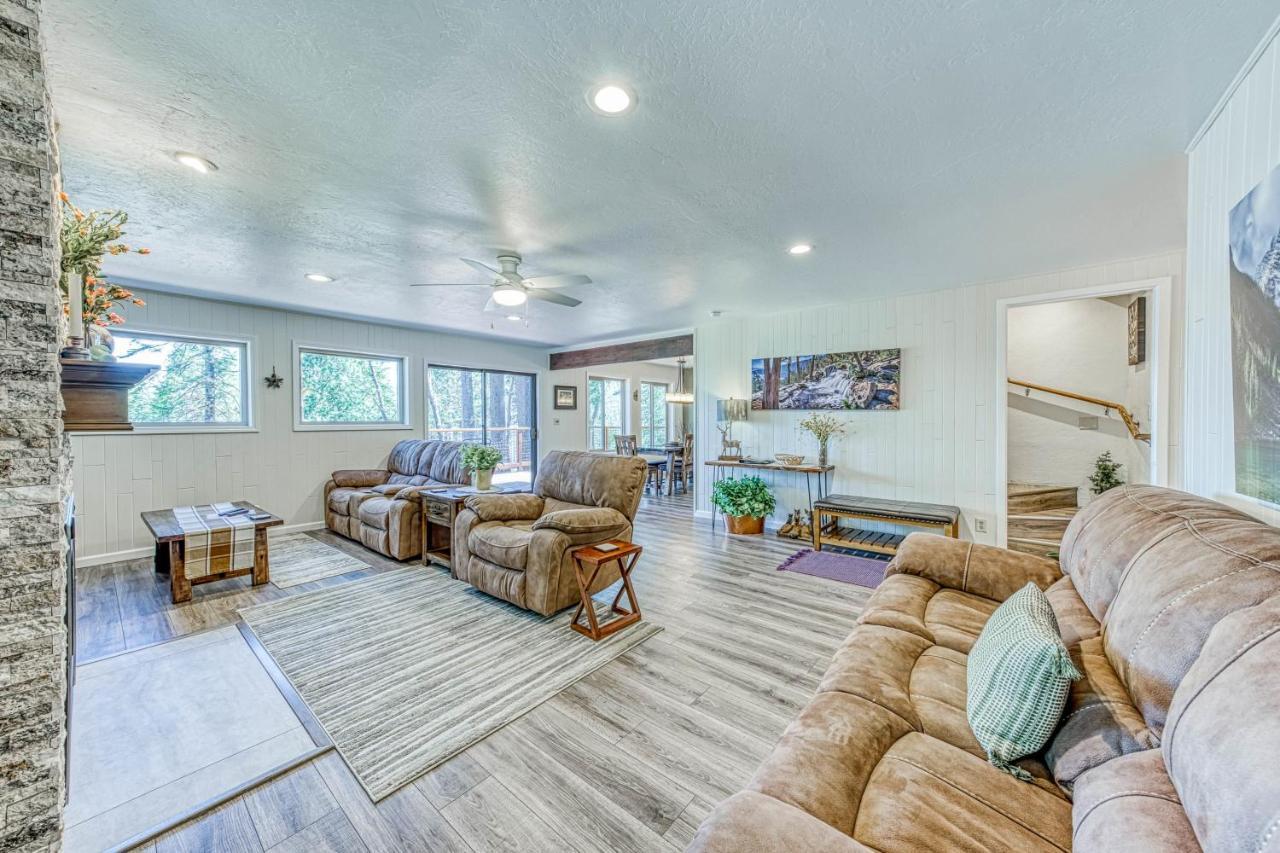 Yosemite West Family Chalet エクステリア 写真