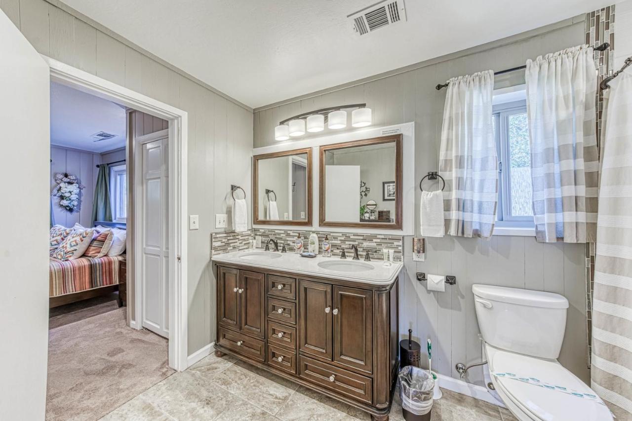 Yosemite West Family Chalet エクステリア 写真