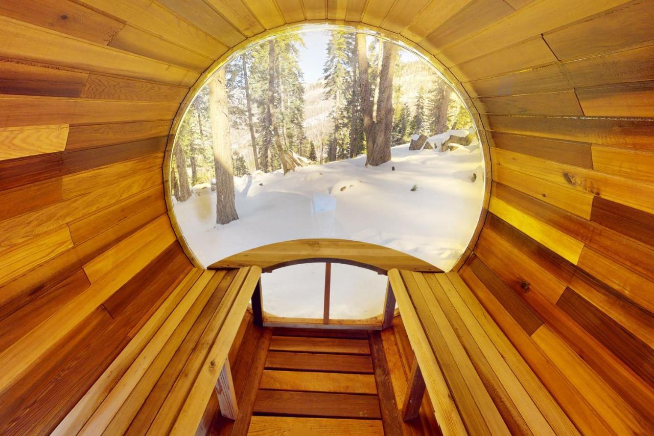 Yosemite West Family Chalet エクステリア 写真