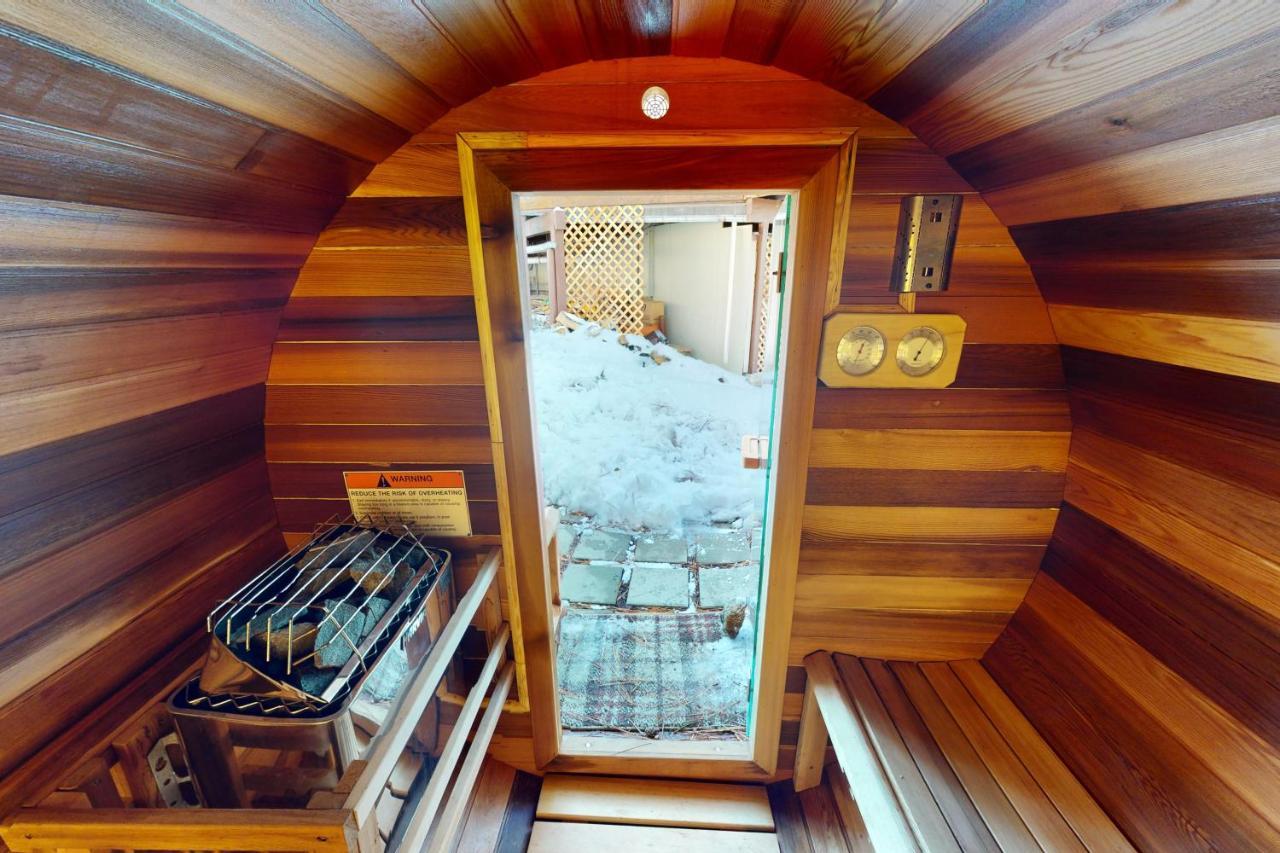 Yosemite West Family Chalet エクステリア 写真
